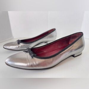 Prada Leather Silver Metallic Bow Flats Shoes Women’s Size 38.5 *Flaws